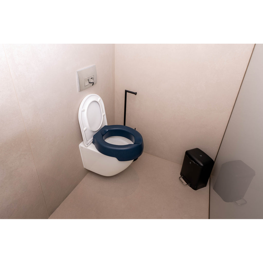 Raised Toilet Seat "Ble I"
