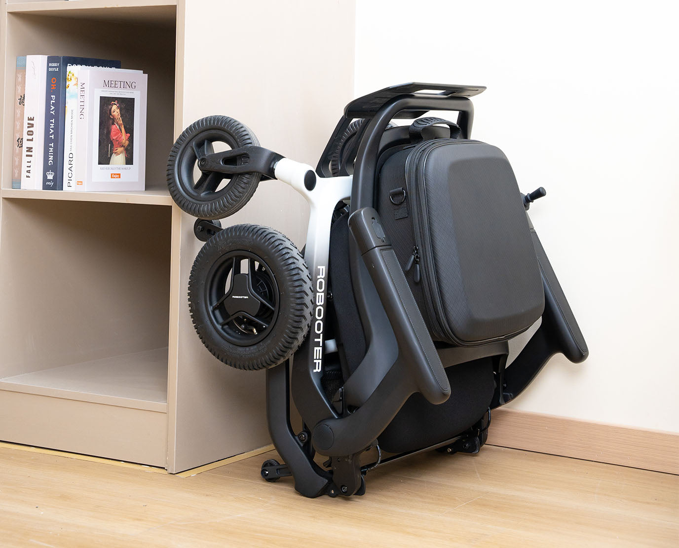 Robooter E80, view 4