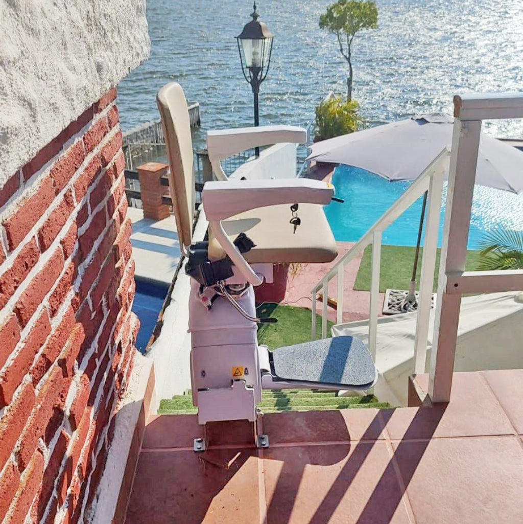 CHAIR STAIRLIFT ESSENTIAL