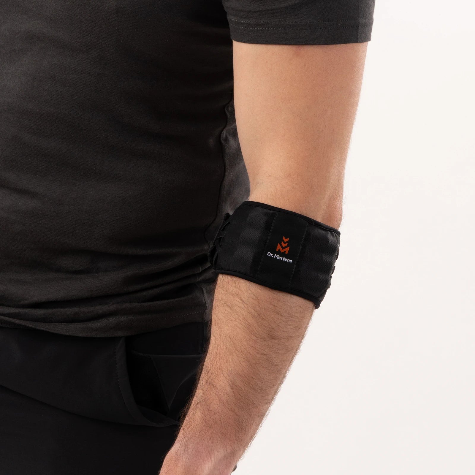 Below-elbow acupressure orthosis in black