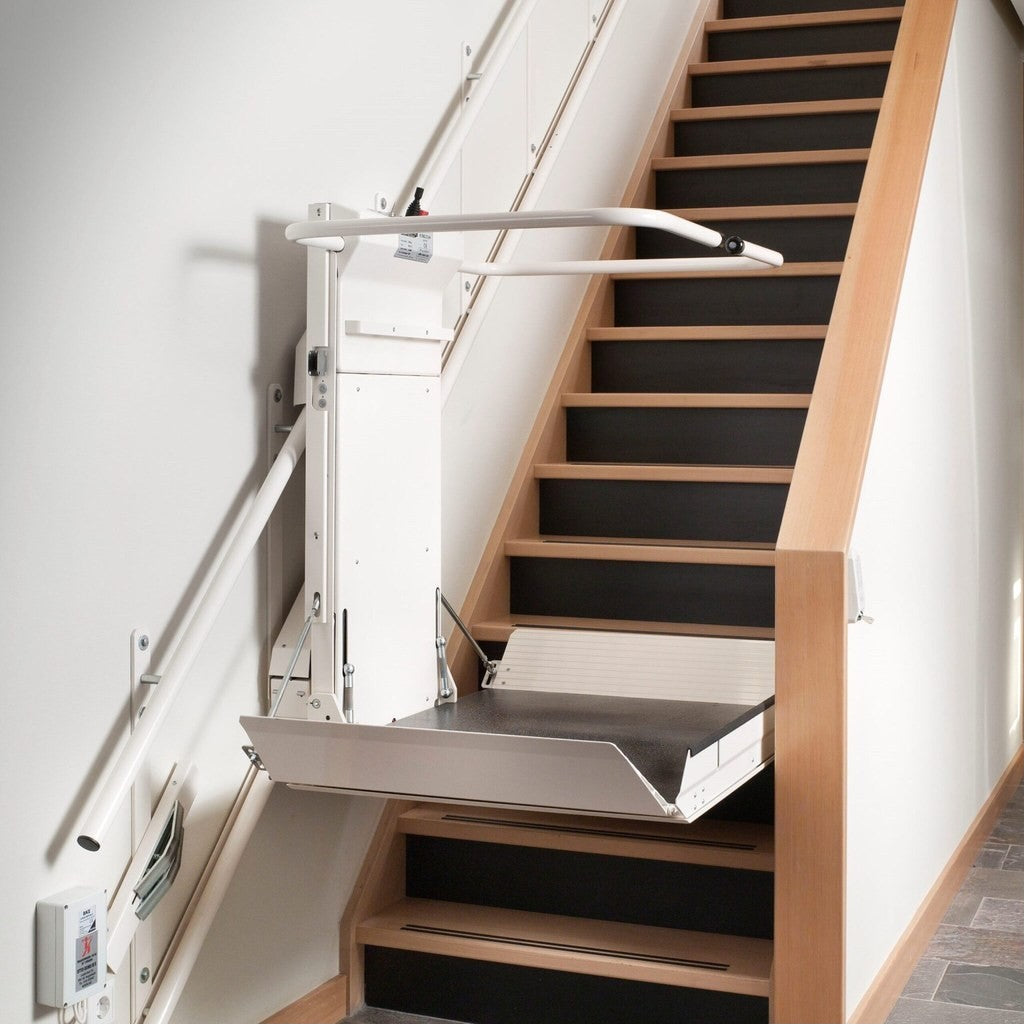 Lehner Delta Straight Platform Stairlift