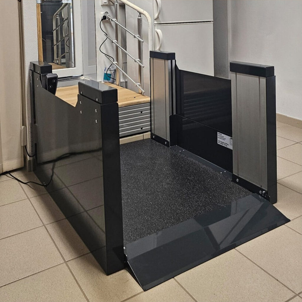 Lehner StepSaver Platform Lift For Small Steps – photo 5