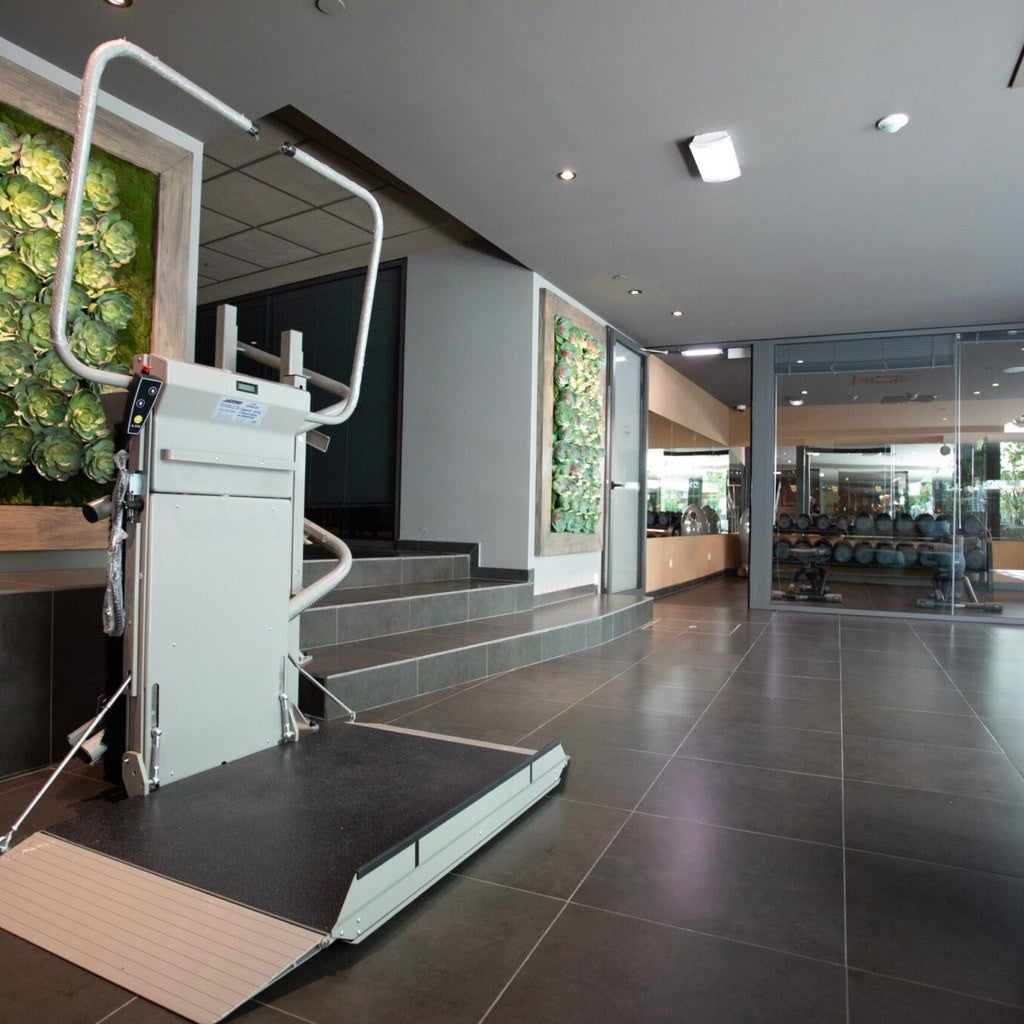 Lehner Stratos Platform Stairlift – photo 4